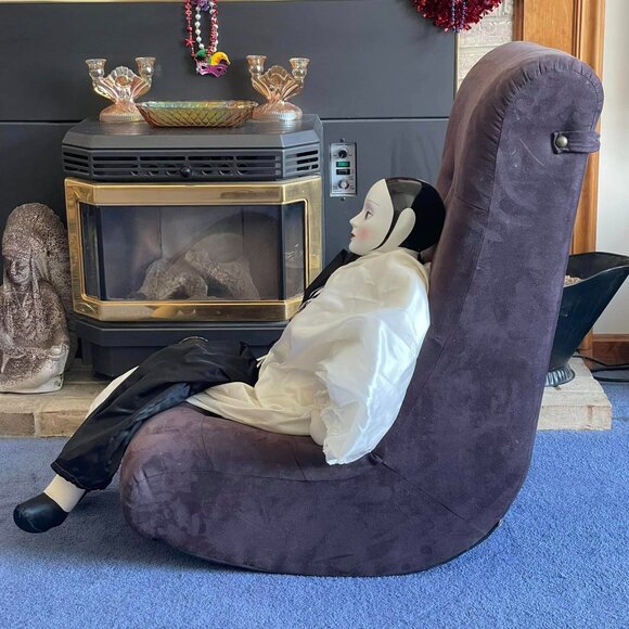 RARE Vintage 1984 Life Size Commedia del' Arte Porcelain Pierrot Harlequin Doll - Picture 3 of 14